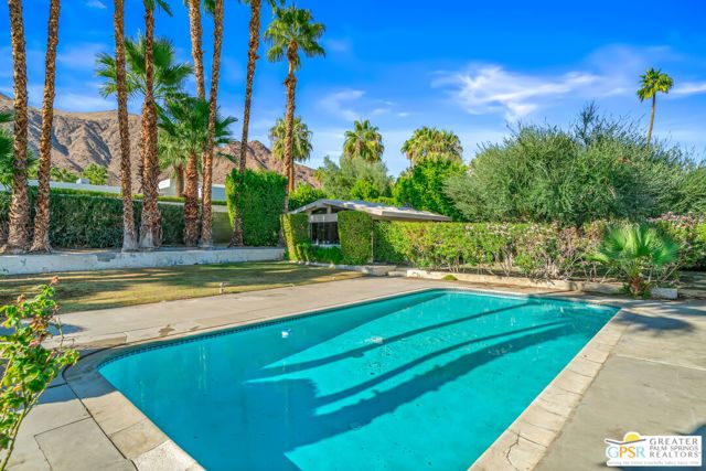 677 N Dry Falls Road, Palm Springs, CA 92262