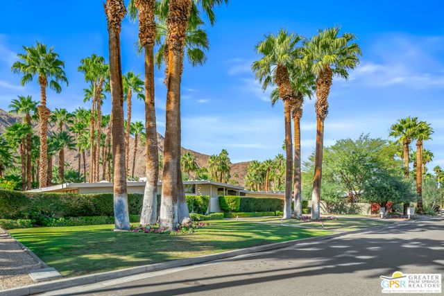 677 N Dry Falls Road, Palm Springs, CA 92262