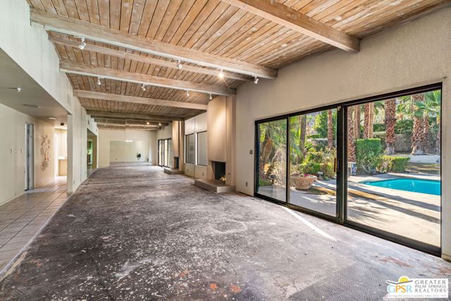 677 N Dry Falls Road, Palm Springs, CA 92262