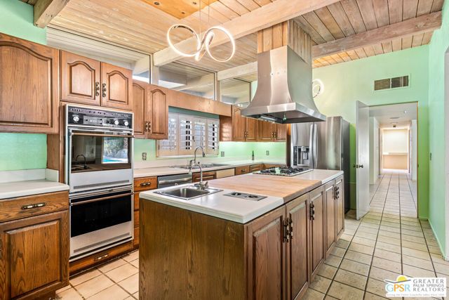 677 N Dry Falls Road, Palm Springs, CA 92262