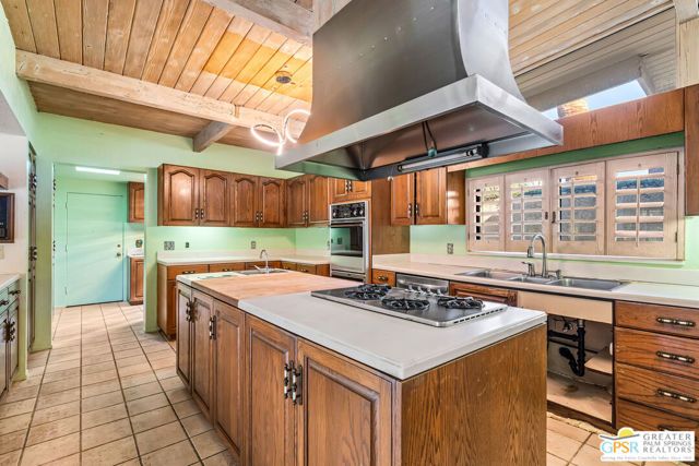 677 N Dry Falls Road, Palm Springs, CA 92262