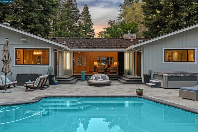 2348 Holly Oak Dr, Danville, CA 94506