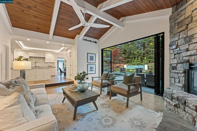 2348 Holly Oak Dr, Danville, CA 94506