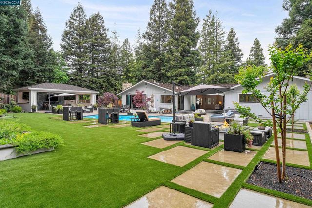 2348 Holly Oak Dr, Danville, CA 94506