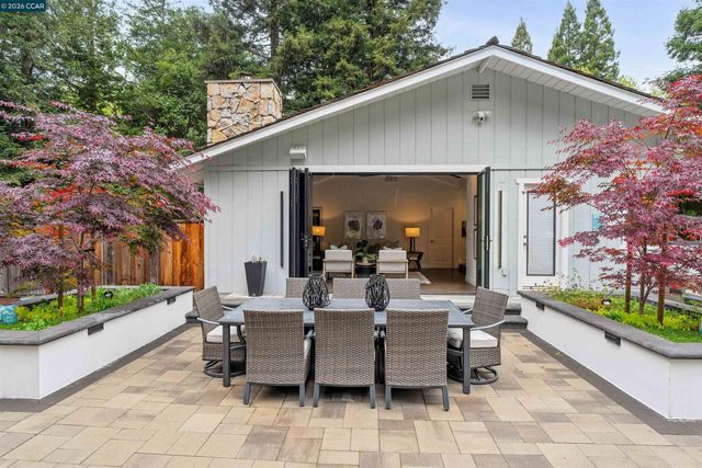 2348 Holly Oak Dr, Danville, CA 94506