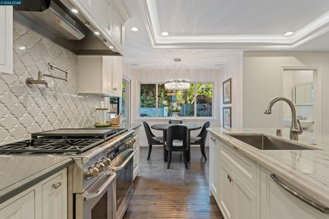 2348 Holly Oak Dr, Danville, CA 94506