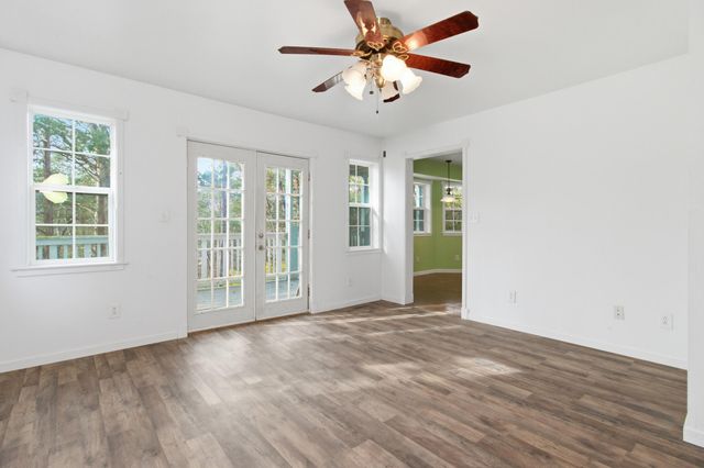 755 Everest Road, Galena, MO 65656