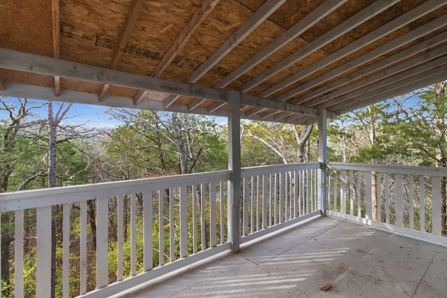 755 Everest Road, Galena, MO 65656