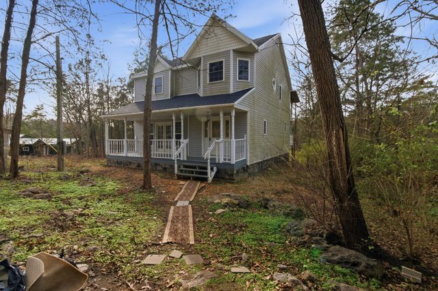 755 Everest Road, Galena, MO 65656