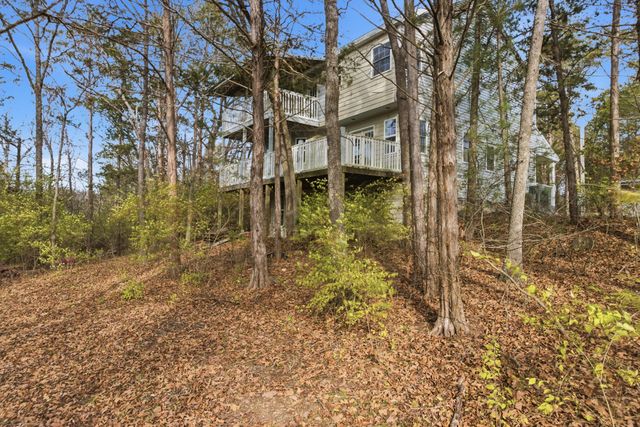 755 Everest Road, Galena, MO 65656