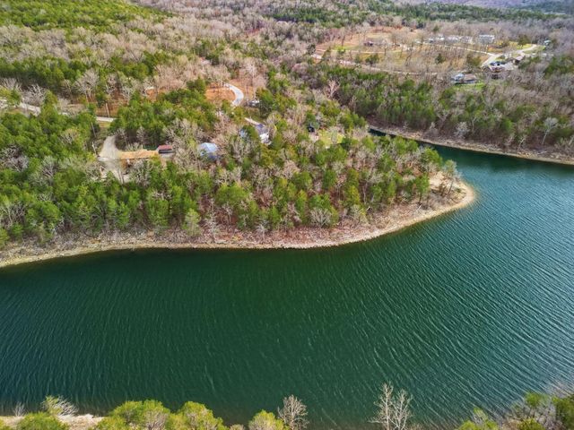 755 Everest Road, Galena, MO 65656