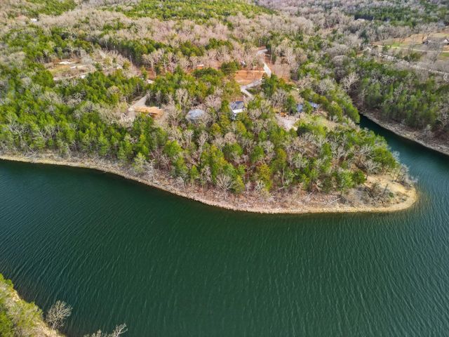 755 Everest Road, Galena, MO 65656