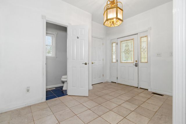 755 Everest Road, Galena, MO 65656