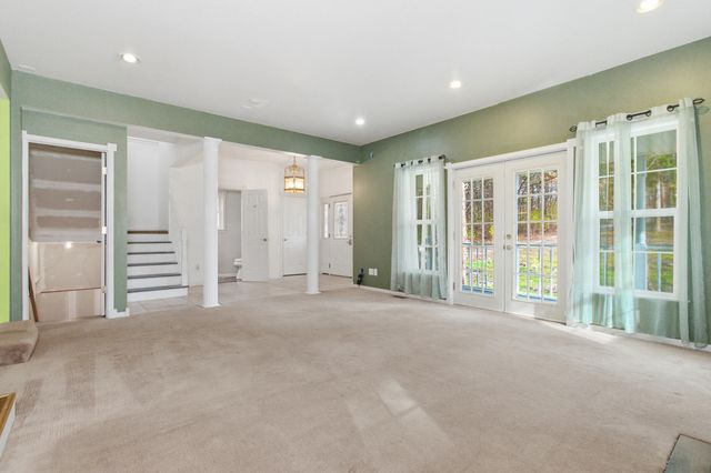 755 Everest Road, Galena, MO 65656