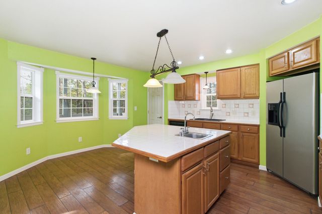 755 Everest Road, Galena, MO 65656