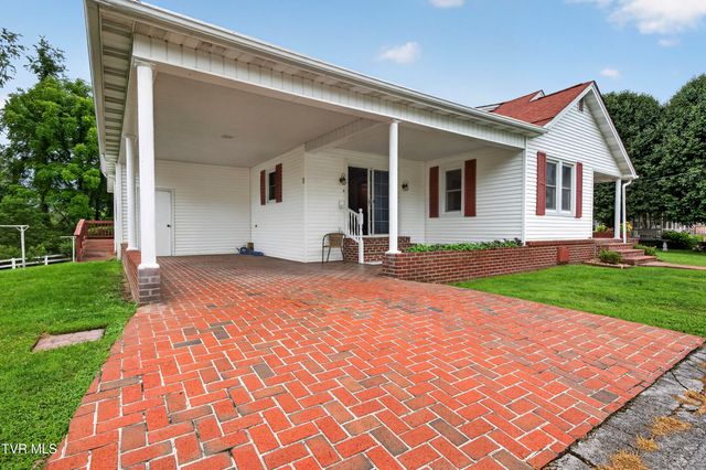 31198 Nova Drive, Damascus, VA 24236