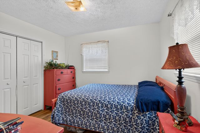 31198 Nova Drive, Damascus, VA 24236