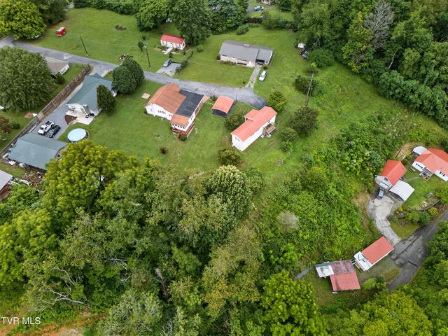 31198 Nova Drive, Damascus, VA 24236