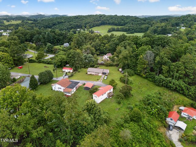 31198 Nova Drive, Damascus, VA 24236