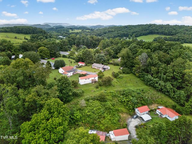 31198 Nova Drive, Damascus, VA 24236