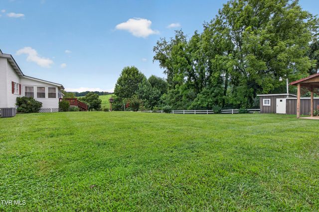 31198 Nova Drive, Damascus, VA 24236