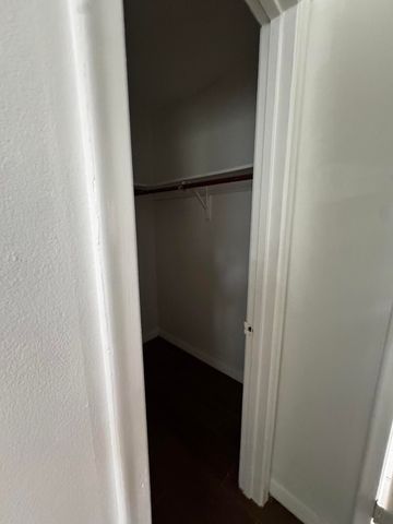 5156 NE 6th Avenue 205, Oakland Park, FL 33334