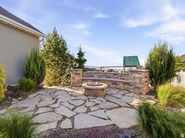 1664 S LANDROCK DR, Saratoga Springs, UT 84045