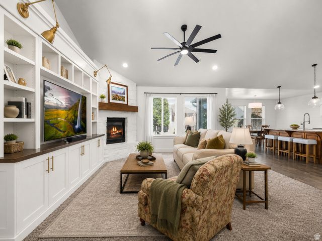 1664 S LANDROCK DR, Saratoga Springs, UT 84045