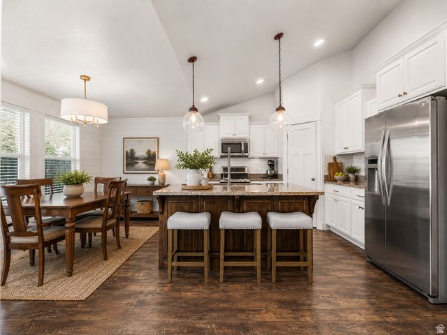 1664 S LANDROCK DR, Saratoga Springs, UT 84045