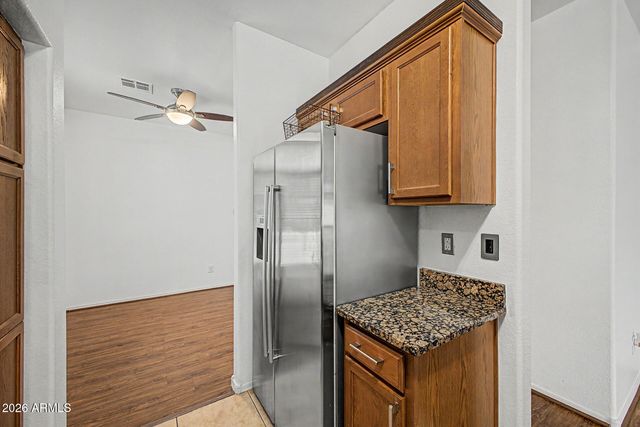 2725 E MINE CREEK Road 1072, Phoenix, AZ 85024