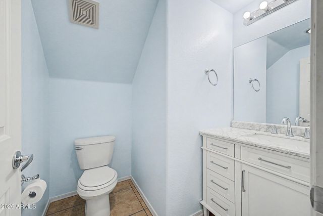 2725 E MINE CREEK Road 1072, Phoenix, AZ 85024