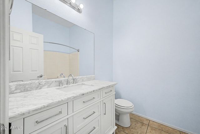 2725 E MINE CREEK Road 1072, Phoenix, AZ 85024