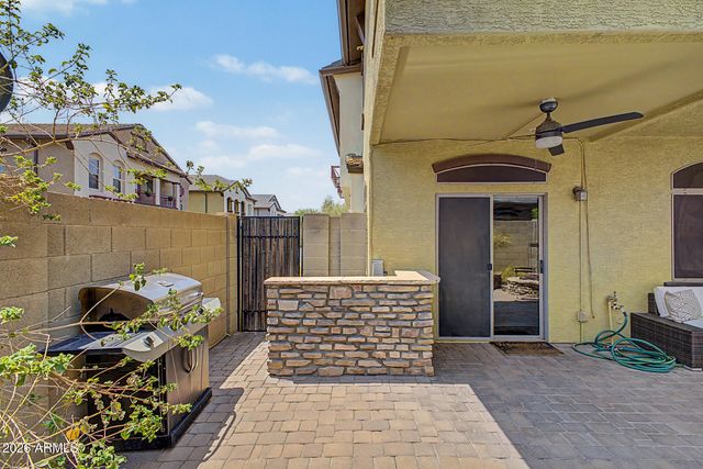 2725 E MINE CREEK Road 1072, Phoenix, AZ 85024