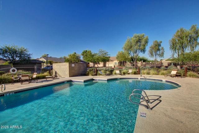2725 E MINE CREEK Road 1072, Phoenix, AZ 85024