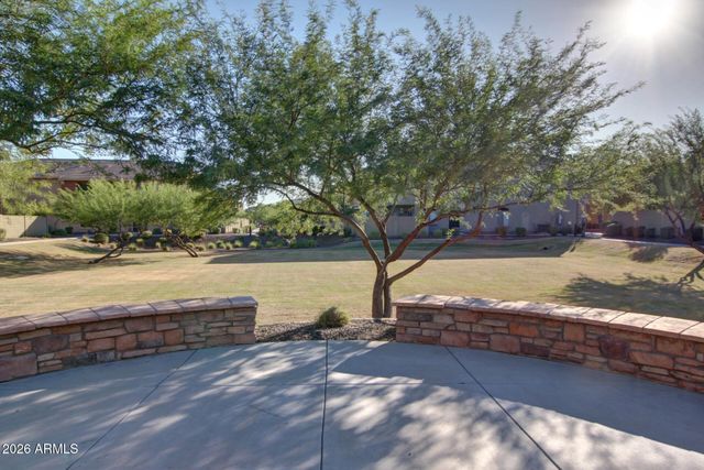 2725 E MINE CREEK Road 1072, Phoenix, AZ 85024