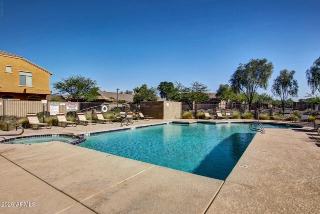 2725 E MINE CREEK Road 1072, Phoenix, AZ 85024