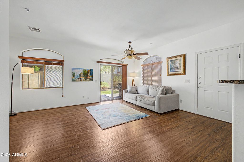 2725 E MINE CREEK Road 1072, Phoenix, AZ 85024 — photo 5