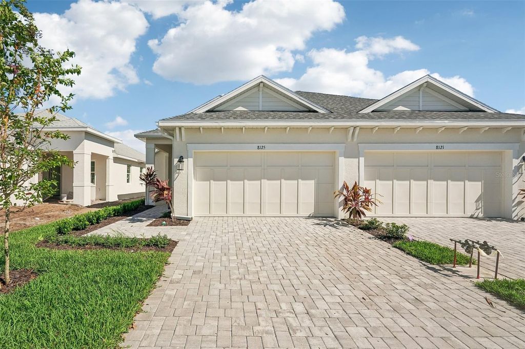 8125 FAIRCHILD AVENUE, BRADENTON, FL 34210 — photo 2