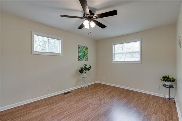 1303 E Sherry Drive, Rossville, GA 30741