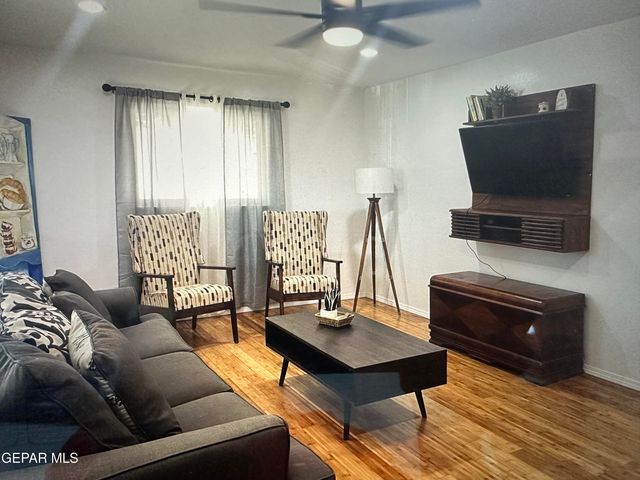 1202 CAPER Road, El Paso, TX 79925