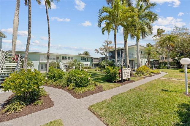 277 8th AVE S 277, Naples, FL 34102