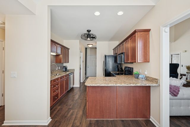 533 Bradford Dr, Gallatin, TN 37066