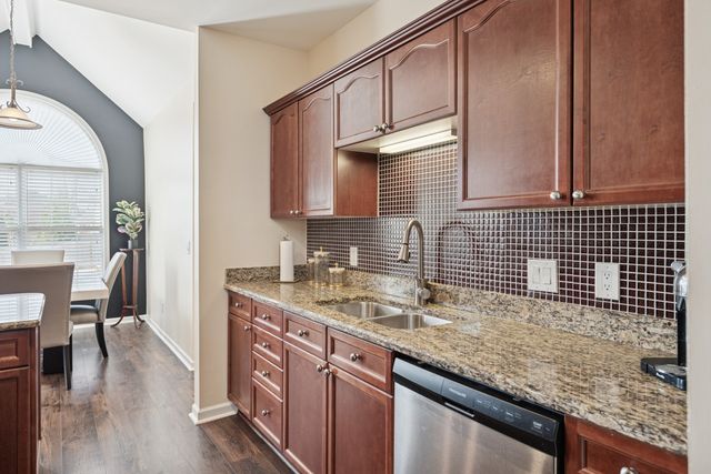 533 Bradford Dr, Gallatin, TN 37066