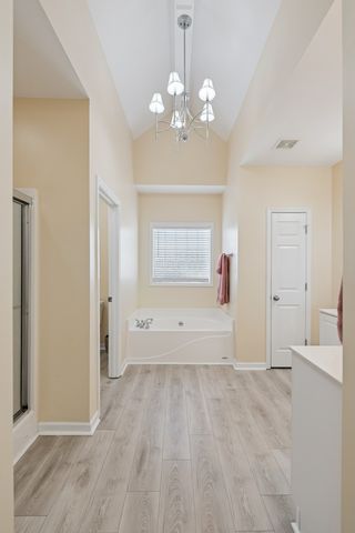 533 Bradford Dr, Gallatin, TN 37066