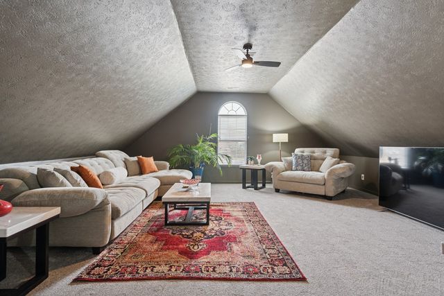 533 Bradford Dr, Gallatin, TN 37066