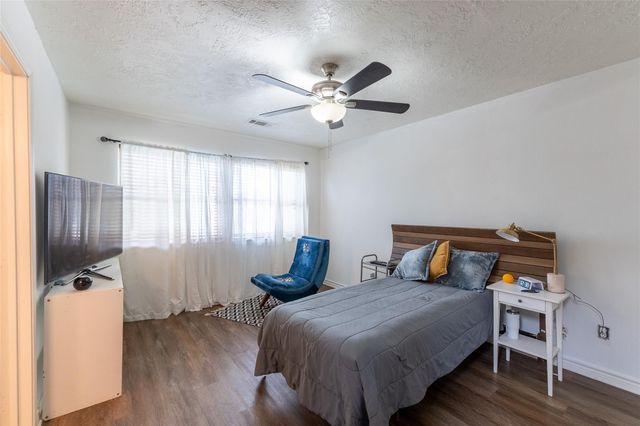 19007 Walden Forest Drive, Humble, TX 77346