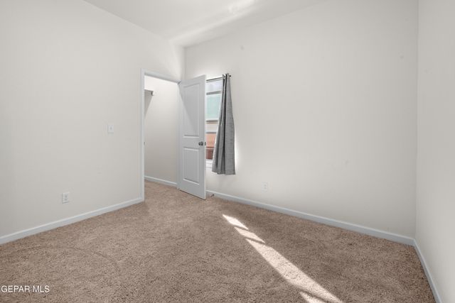 6484 HARAPON Street, El Paso, TX 79932