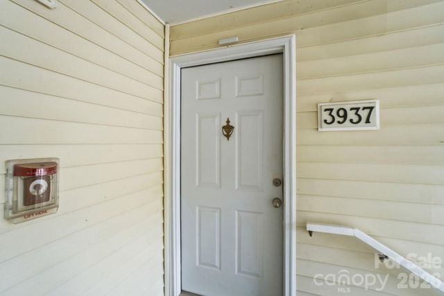 3937 Mohawk Court, Charlotte, NC 28215