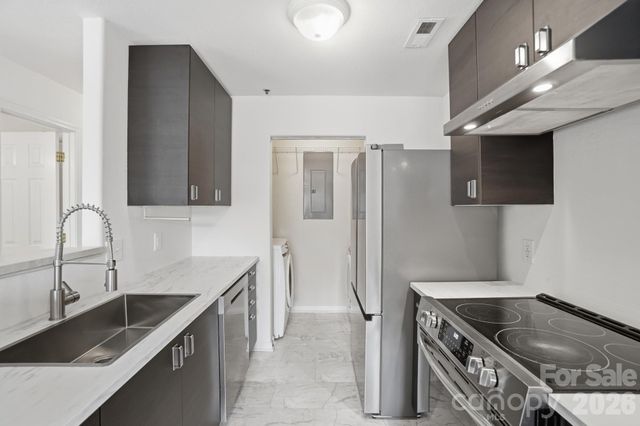 3937 Mohawk Court, Charlotte, NC 28215