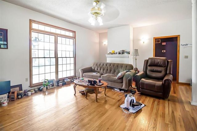 40 SW BB Highway 1, Warrensburg, MO 64093